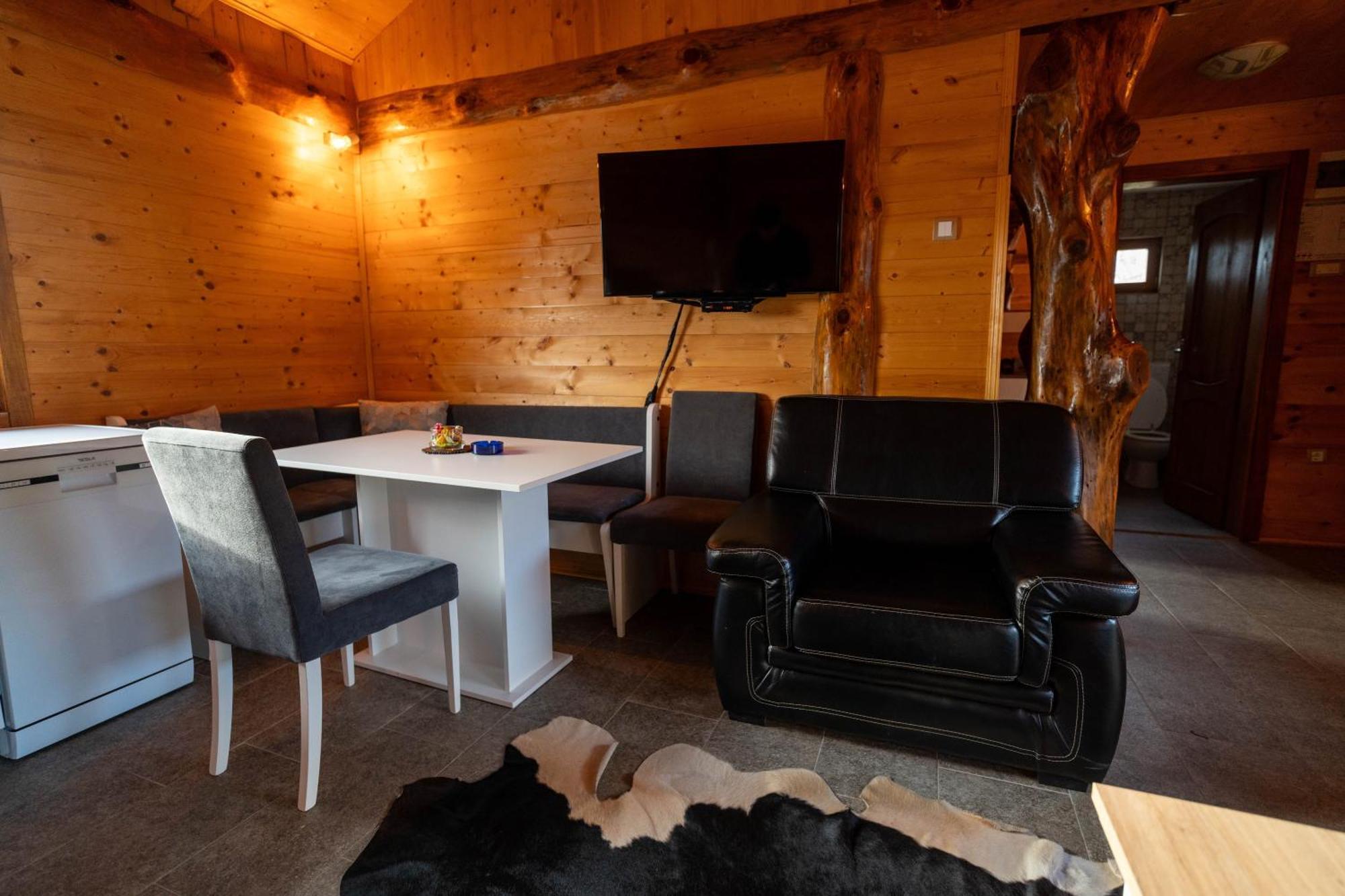 Brvnara Aurora Vista Villa Velika Remeta Екстериор снимка